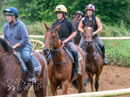 EL270923-53 - Emma Lavelle Stable Visit